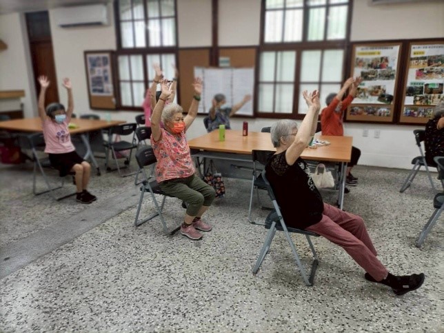 暧身運動活動筋骨