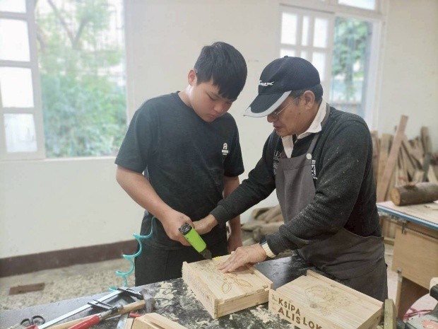 比賽前的練習釘槍細節